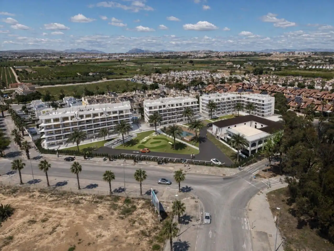 Vista exterior de Apartament en venda en Guardamar del Segura amb Aire condicionat, Calefacció i Jardí privat
