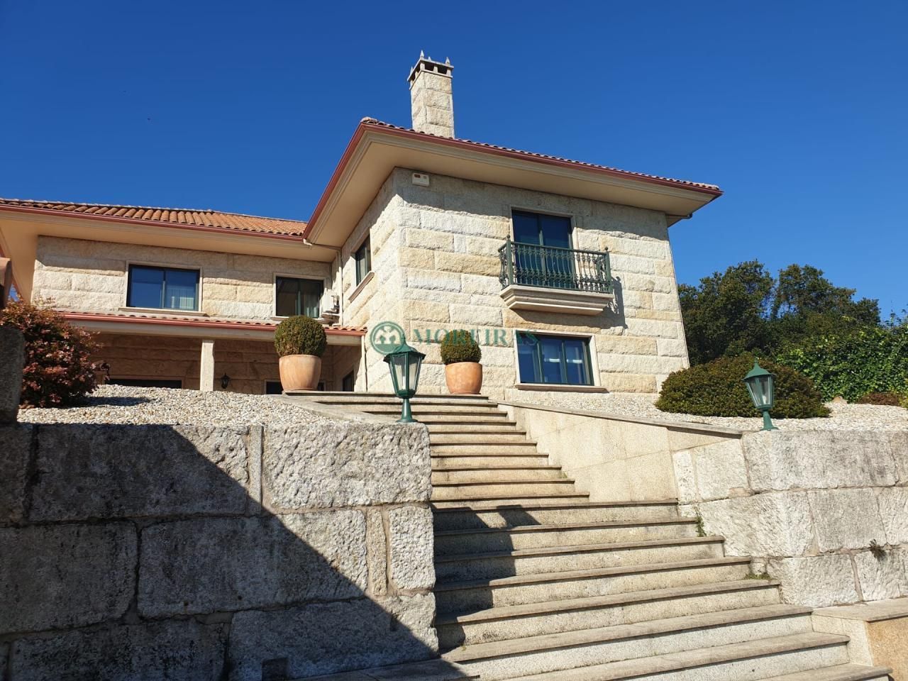 Vista exterior de Casa o chalet en venta en Ourense Capital  con Calefacción, Jardín privado y Terraza