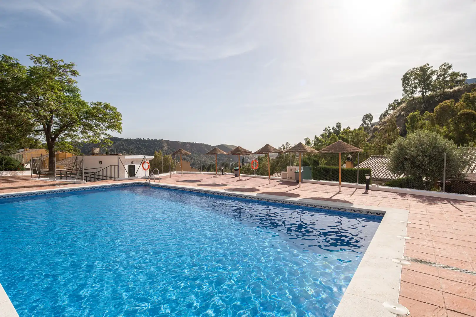Piscina de Casa adosada en venta en Cenes de la Vega con Aire acondicionado, Calefacción y Terraza