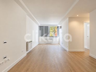 Flat with lift for sale in Retiro