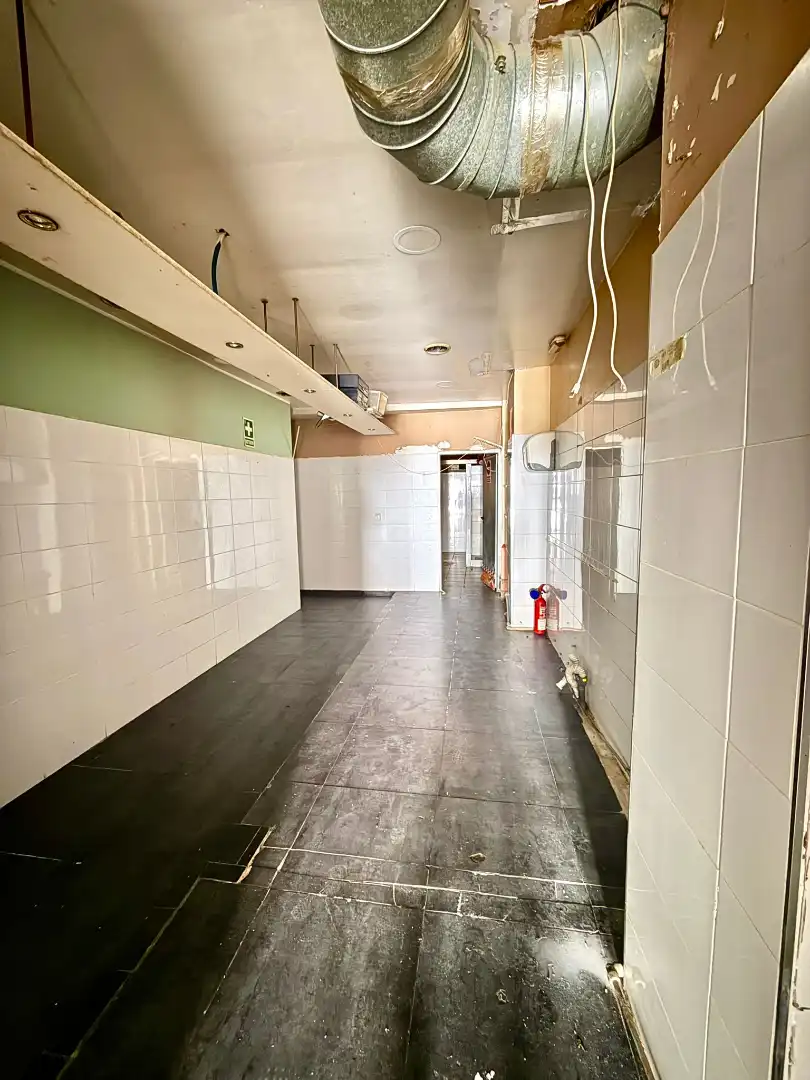 Gewerbefläche zum Verkauf in Calle Batalla del Salado, imagen 4