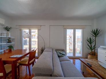 Apartament amb balcó de lloguer a Avenida de Aguilera
