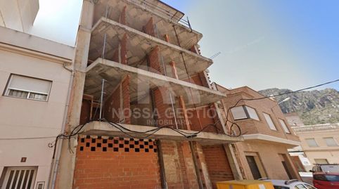 Espectacular edificio de obra parada  Tavernes de la Valdigna