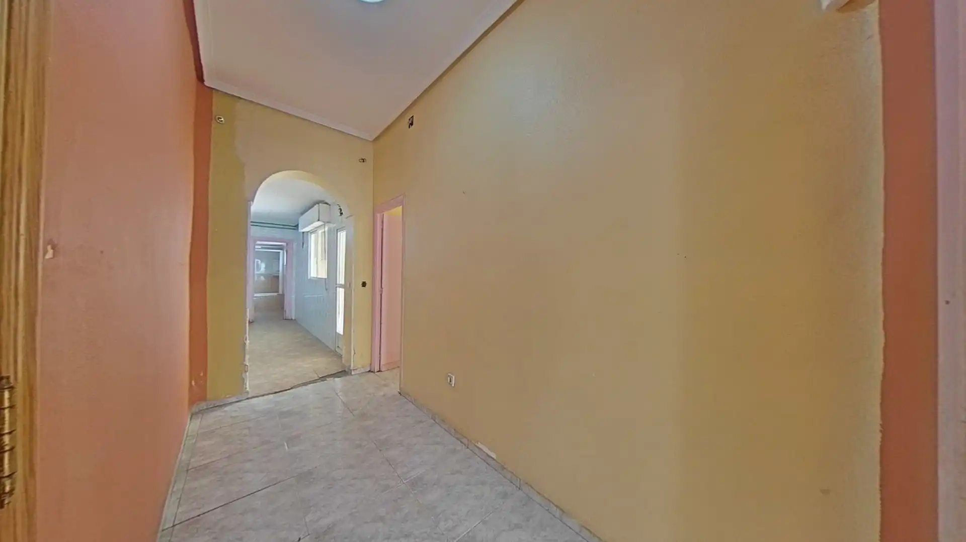 Piso en venta en La Unión con Balcón