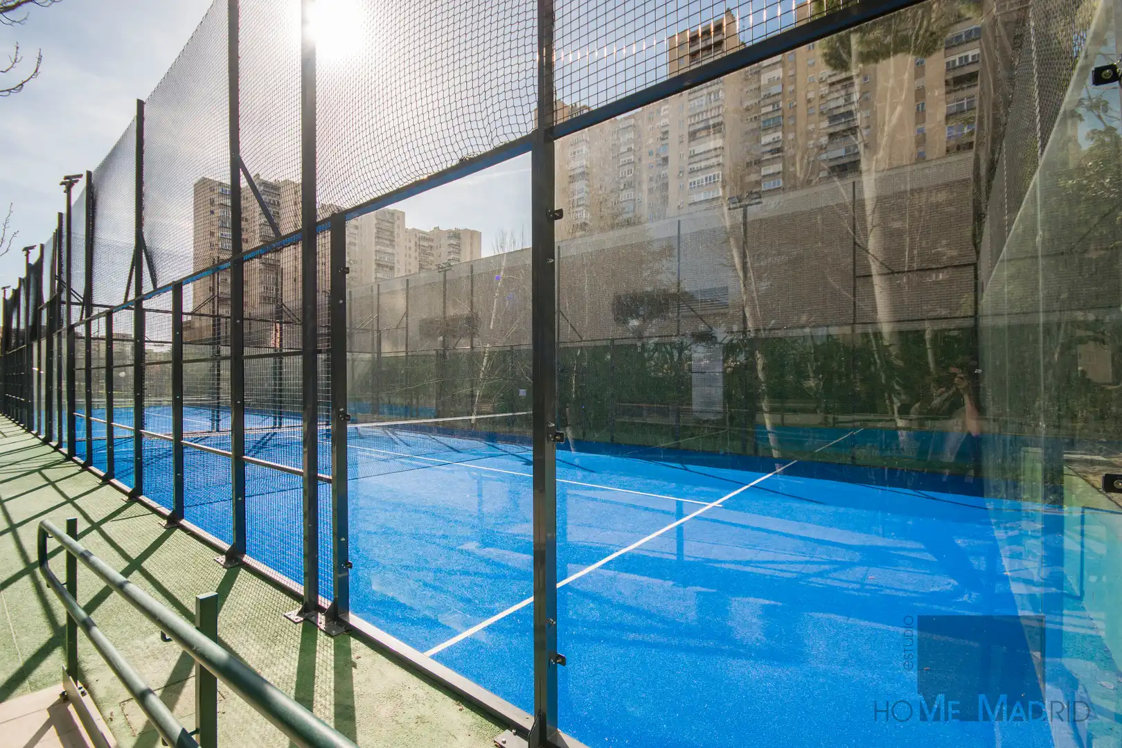 Vista exterior de Pis en venda en Madrid amb Calefacció, Parquet i Terrassa