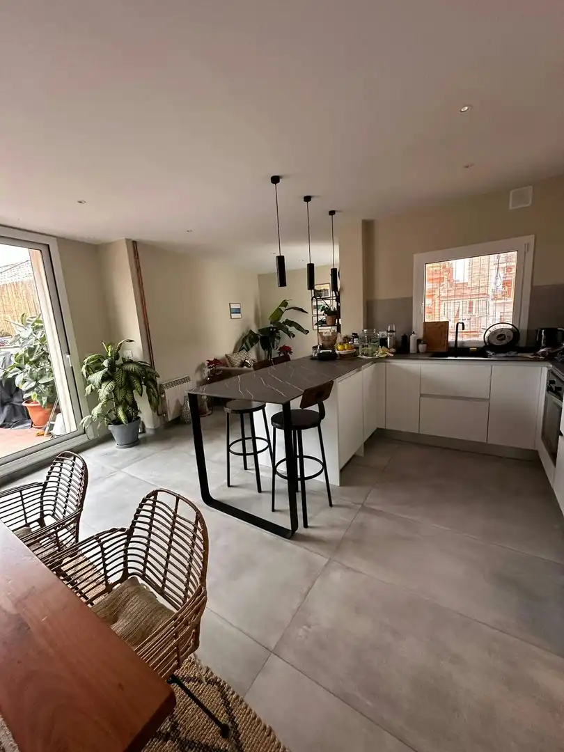 Cocina de Piso de alquiler en Barcelona con Aire acondicionado, Calefacción y Amueblado