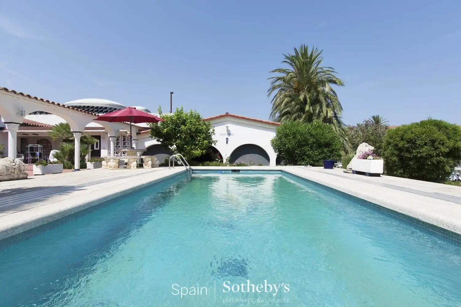 Casa con piscina en venta en Carmençó, imagen 2