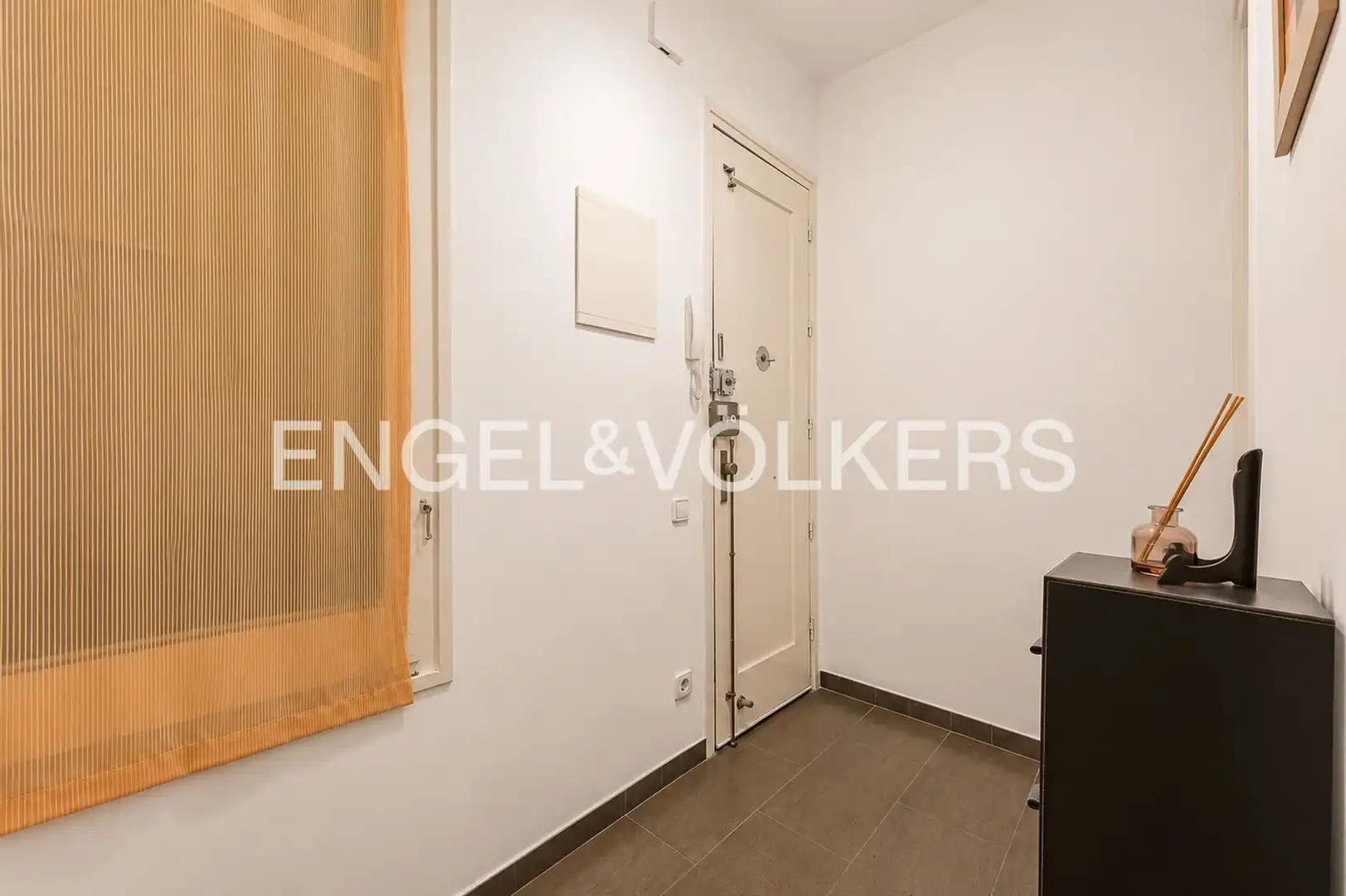 Ground floor for sale in Barcelona  with Heating, Parquet flooring and Terrace