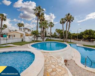 Swimming pool of House or chalet for sale in Orihuela  with Air Conditioner, Heating and Private garden