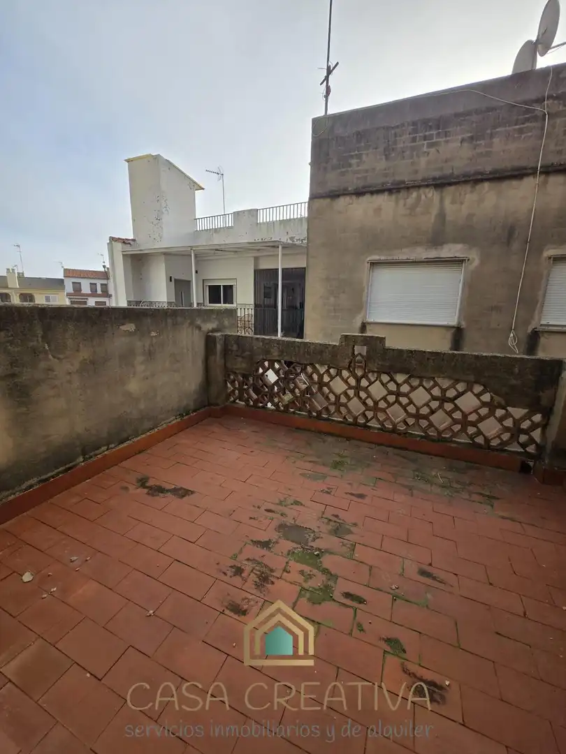 Terrasse von Einfamilien-Reihenhaus zum Verkauf in Favara
