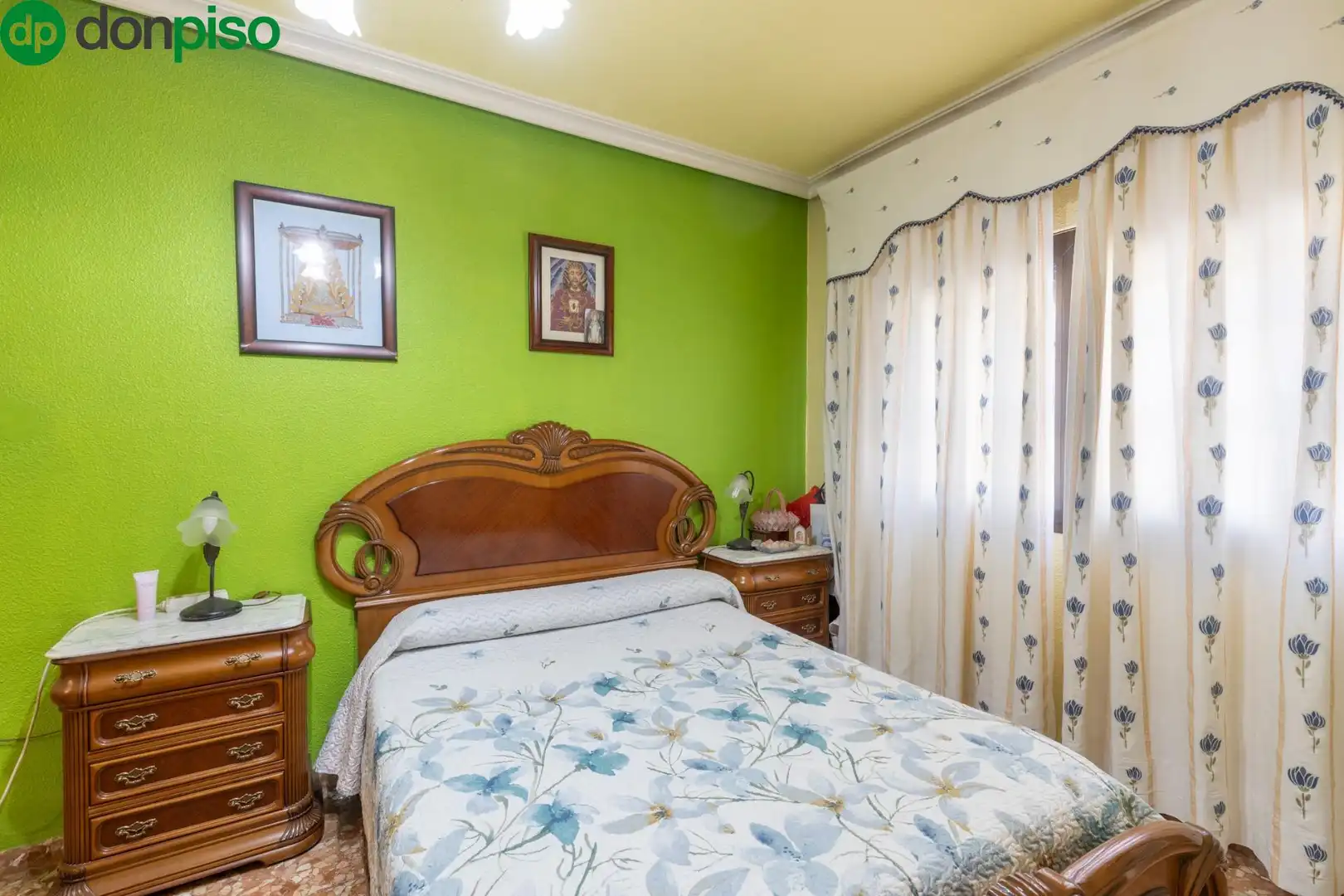 Detached homes for sale in Calle Viejo de Charilla, 43, Alcalá la Real