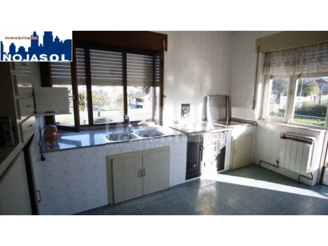 House with garden for sale in Calle Arnuero, imagen 17