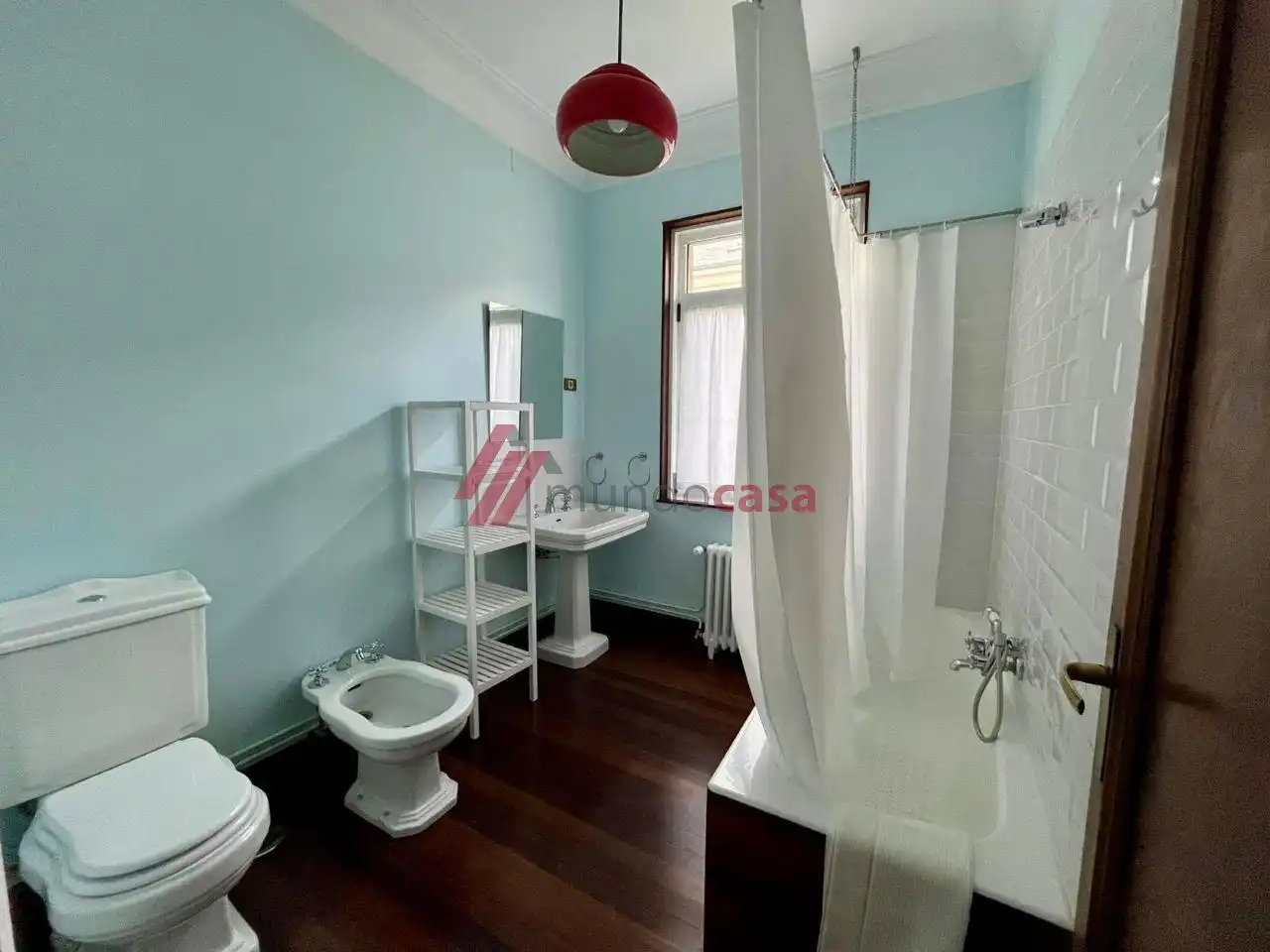 Bathroom of Flat for share in Ferrol  with Heating, Parquet flooring and Furnished