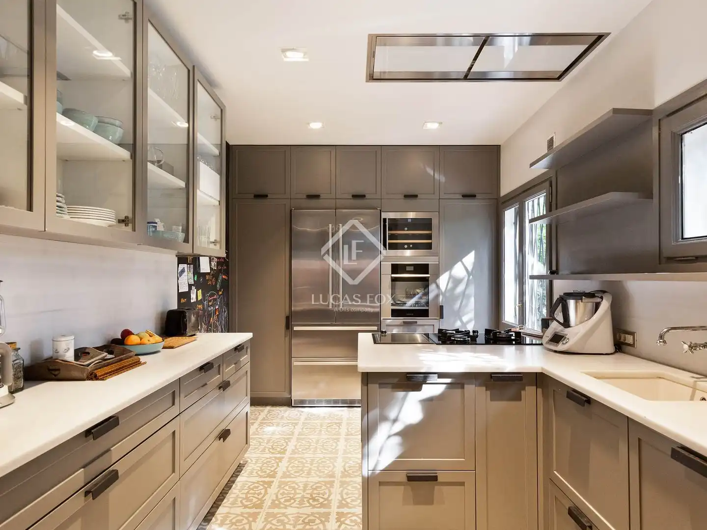 Kitchen of Houses for sale in Sant Cugat del Vallès  with Air Conditioner, Private garden and Storage room