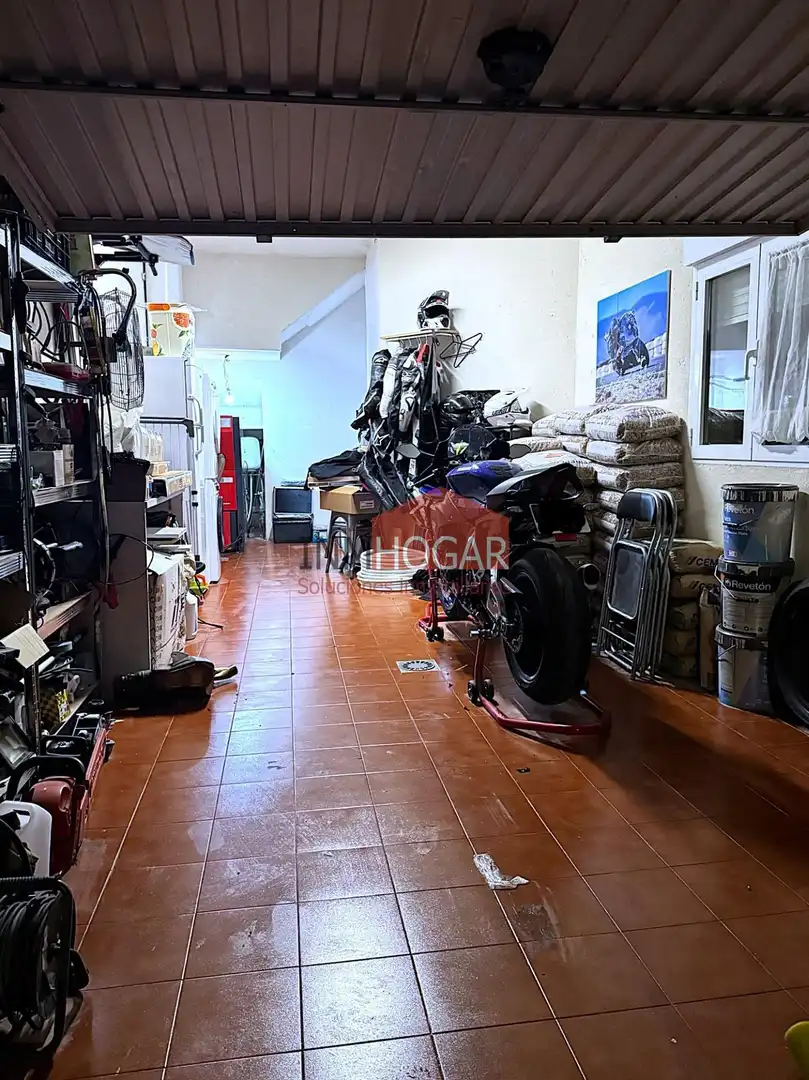Casa adosada en venda en Mediana de Voltoya amb Calefacció, Jardí privat i Piscina