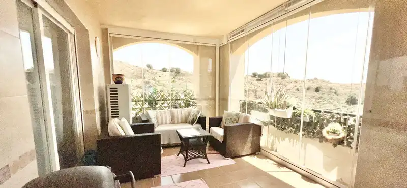 Apartamento con terraza en venta en Calahonda, imagen 15