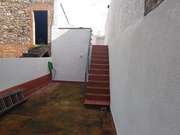 Reihenhaus mit Balkon zum Verkauf in Anglès