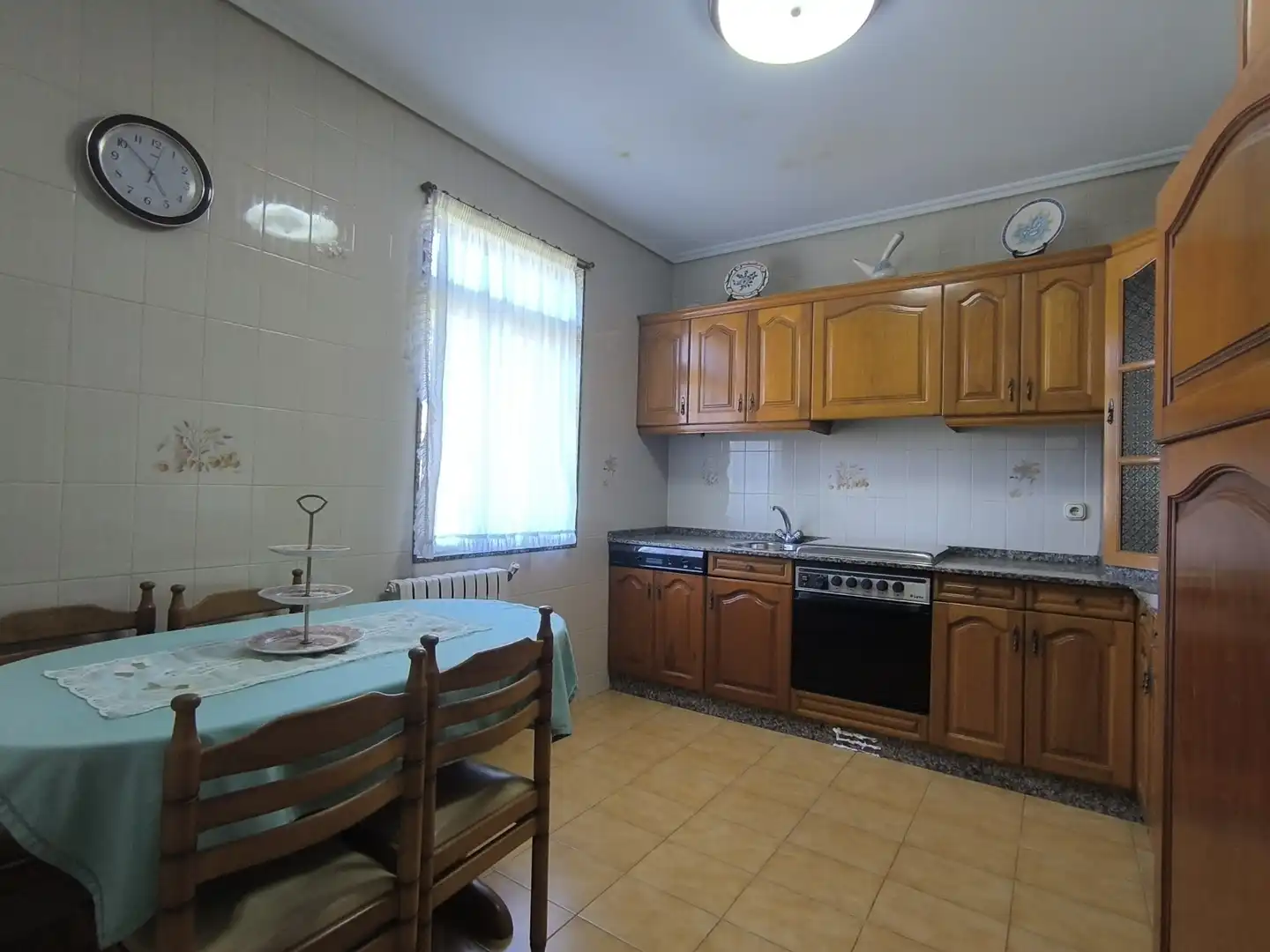 Kitchen of Houses for sale in Ferrol  with Heating, Private garden and Furnished