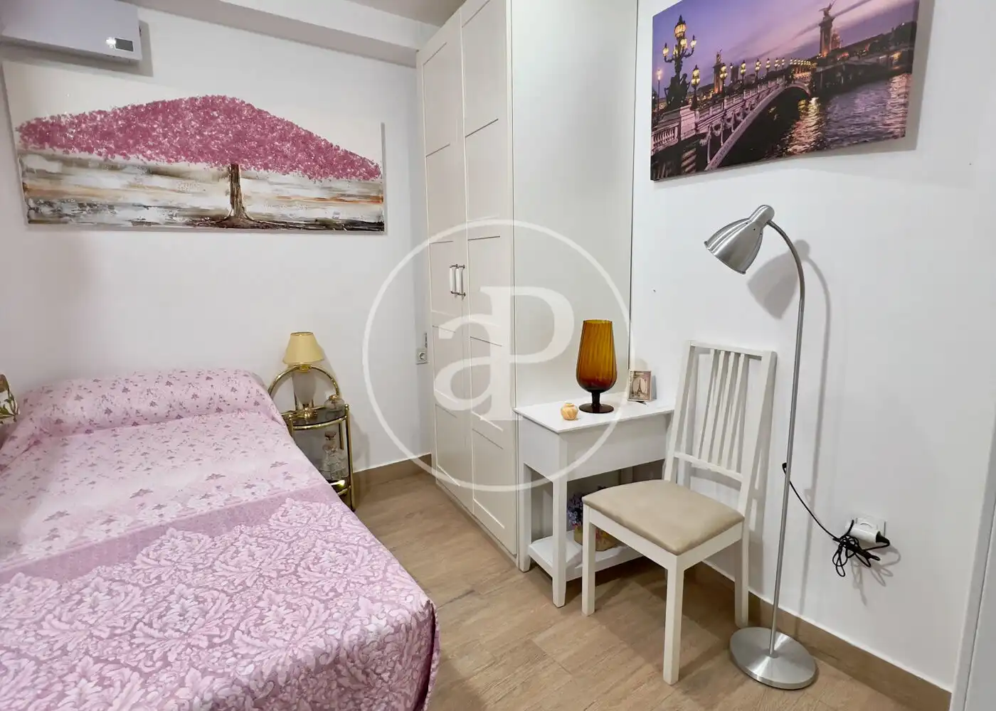Schlafzimmer von Wohnung zum Verkauf in Barcelona mit Heizung und Terrasse