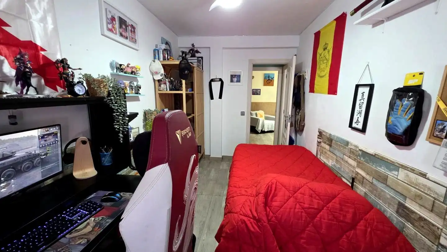Habitación de Piso en venta en San Sebastián de los Reyes con Terraza y Balcón