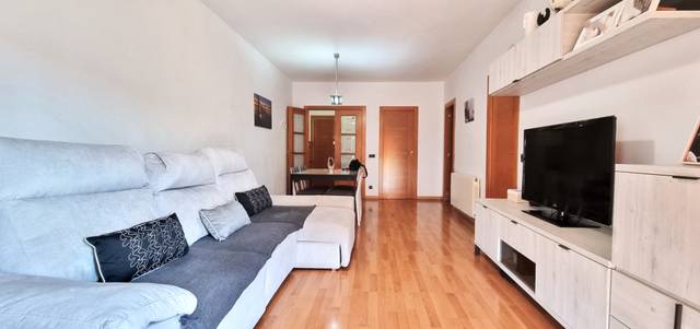 Piso en Venta en Carrer d'Eduard Marquina en Canyadó