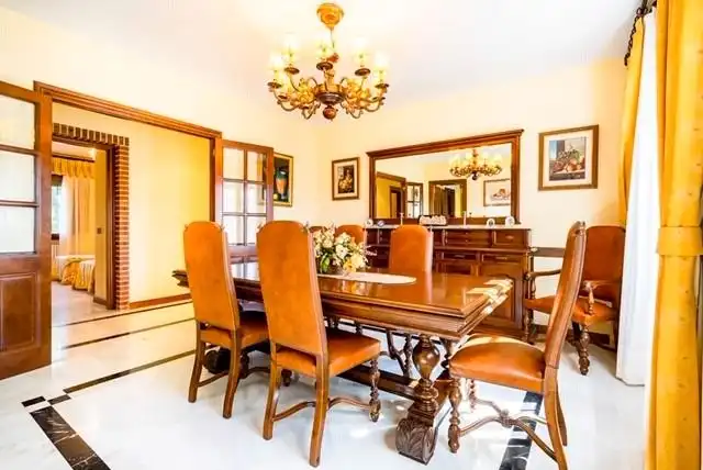 Comedor de Casa o chalet en venta en Mamblas con Jardín privado, Terraza y Amueblado