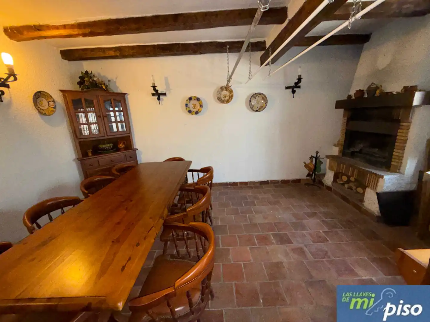 Menjador de Casa o xalet en venda en Santovenia de Pisuerga amb Calefacció, Jardí privat i Parquet