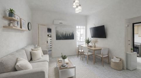 Foto 2 de Piso en venta en Benalúa, Alicante / Alacant