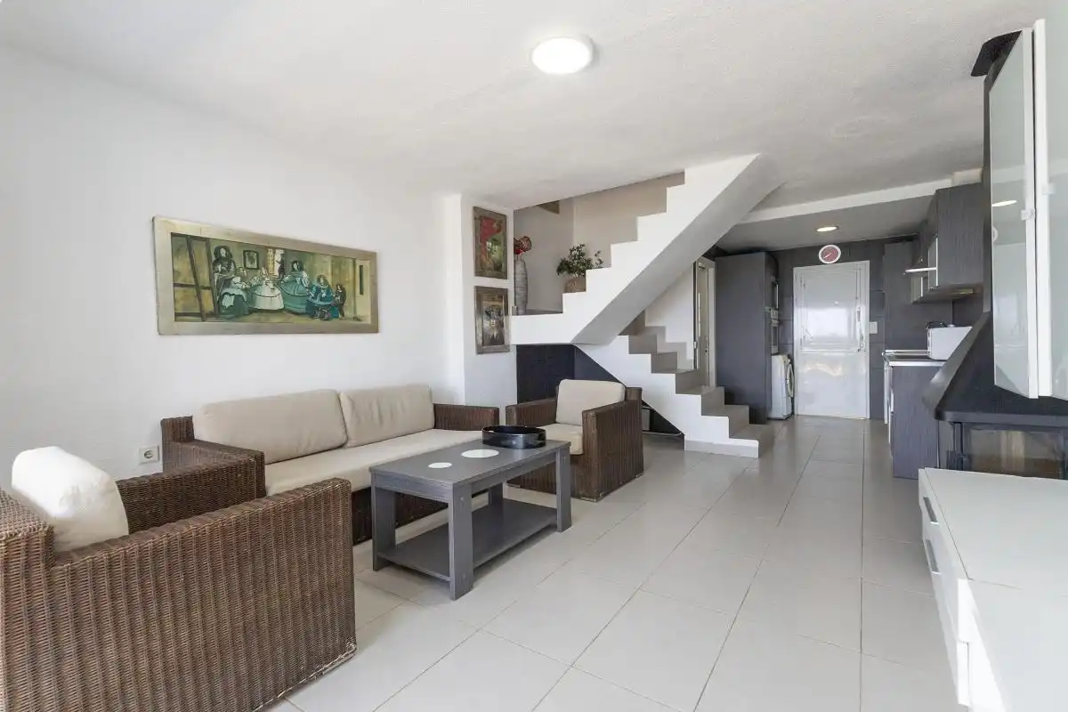 Casa adosada en venda en Orihuela amb Calefacció, Jardí privat i Piscina