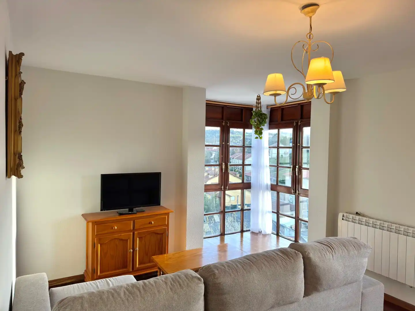 Sala de estar de Piso en venta en Comillas (Cantabria) con Calefacción y Balcón