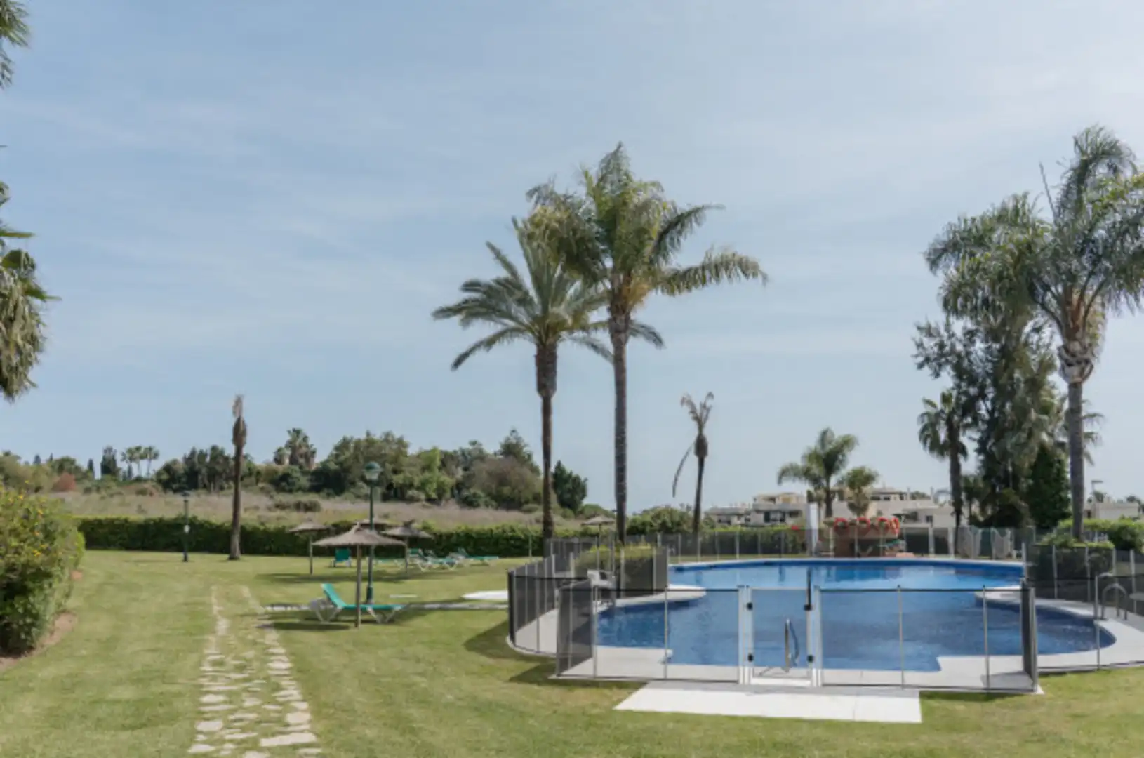 Apartament amb piscina en venda a Nueva Andalucía, imagen 31