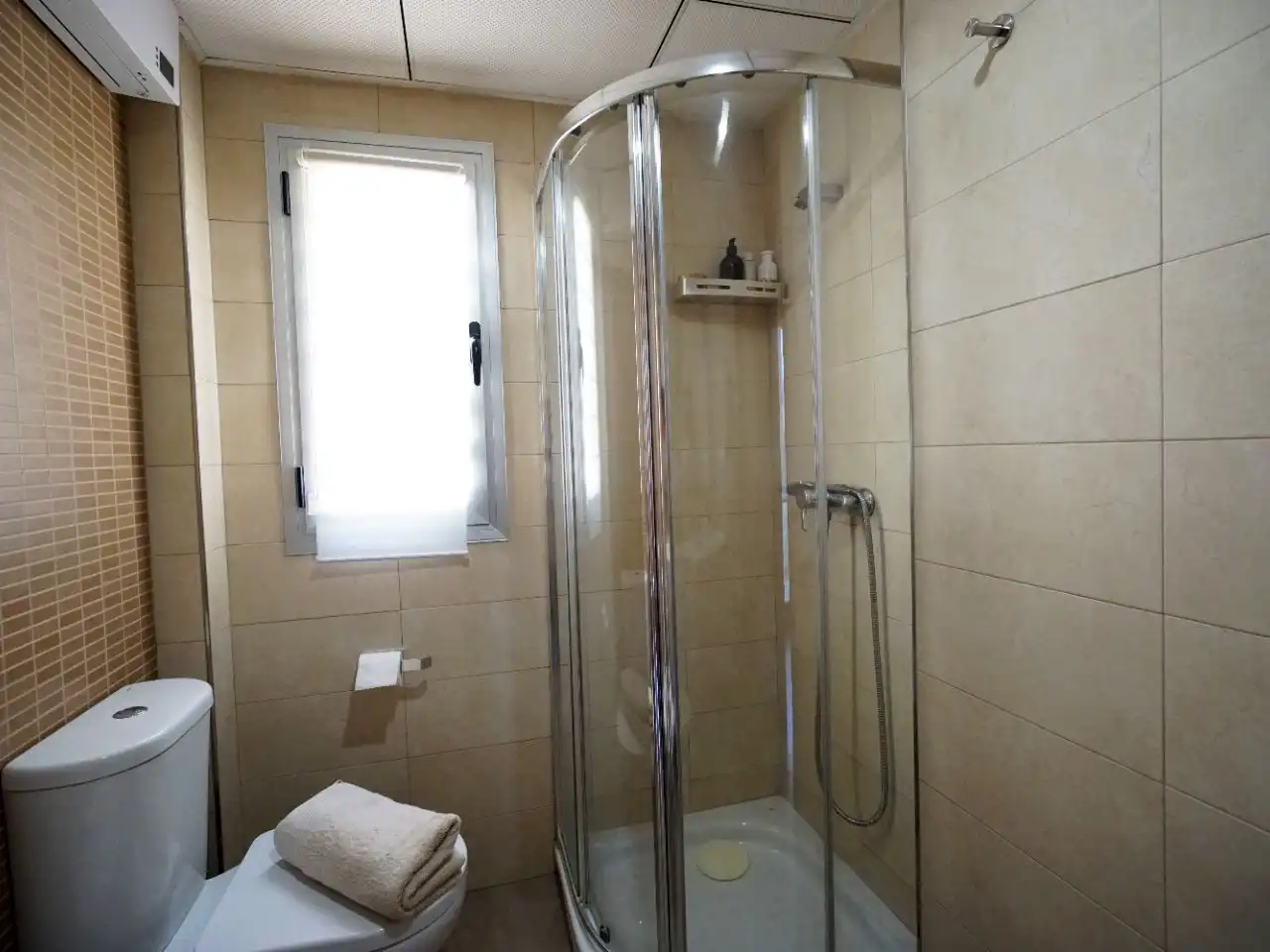 Bany de Àtic en venda en Roquetas de Mar amb Aire condicionat i Terrassa