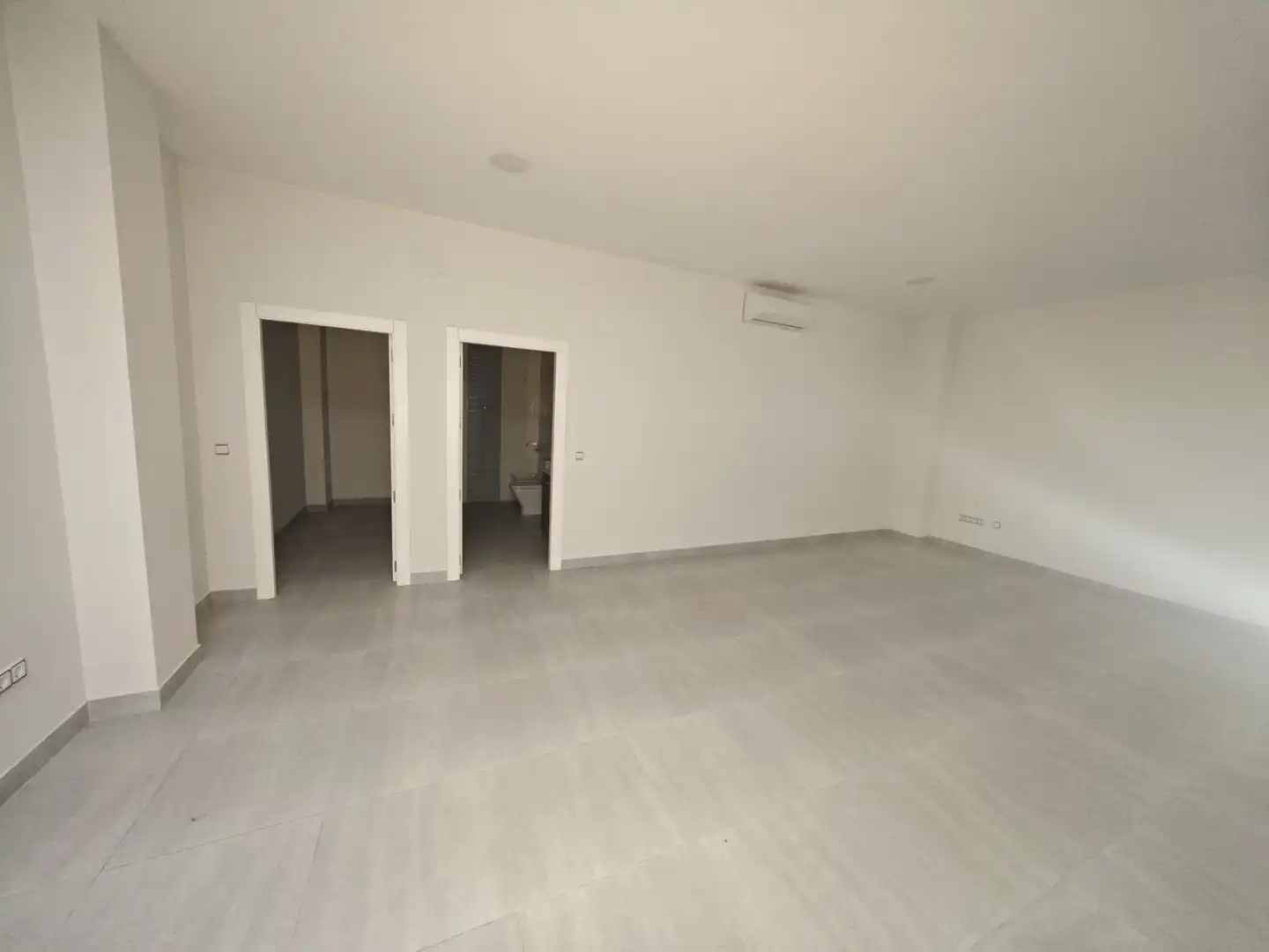 Local comercial en venda a Úbeda, imagen 8