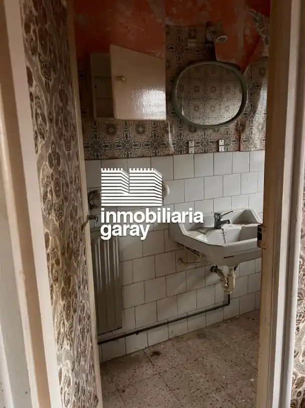 Casa adosada en venta en Oña con Calefacción