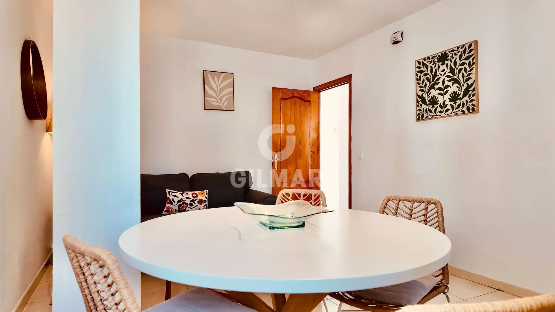 En una de las zonas más auténticas y demandadas de la Costa del Sol, presentamos esta acogedora vivienda de 1 dormitorio en La Car, imatge 3