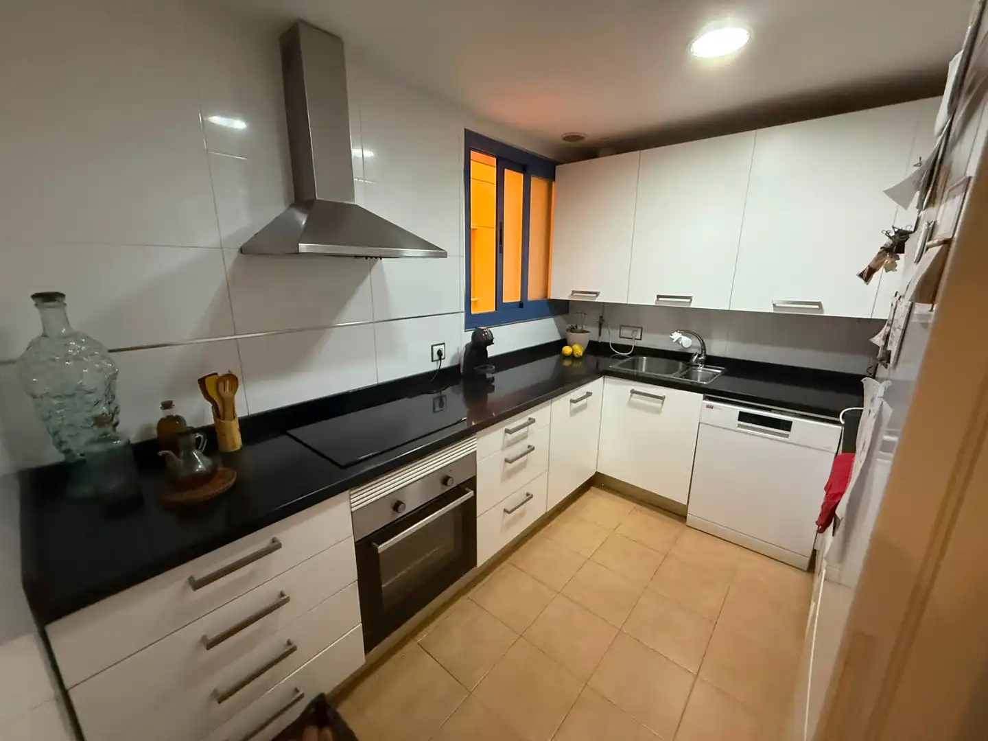 Kitchen of Flat for sale in Vélez-Málaga  with Air Conditioner, Heating and Terrace