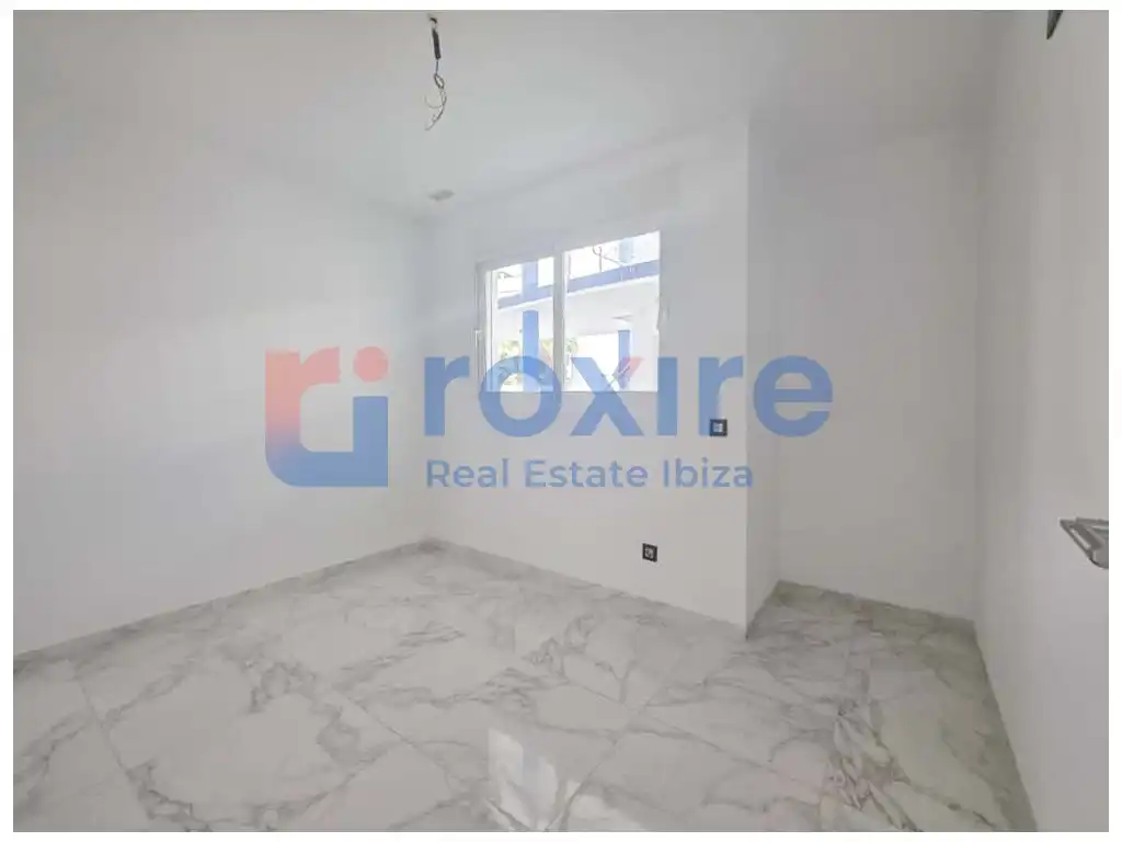 Planta baja en venta en Sant Josep de sa Talaia con Aire acondicionado, Jardín privado y Terraza