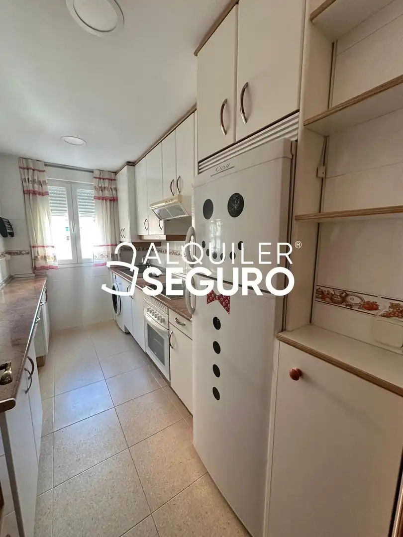 Cocina de Piso de alquiler en Alcorcón con Calefacción y Amueblado