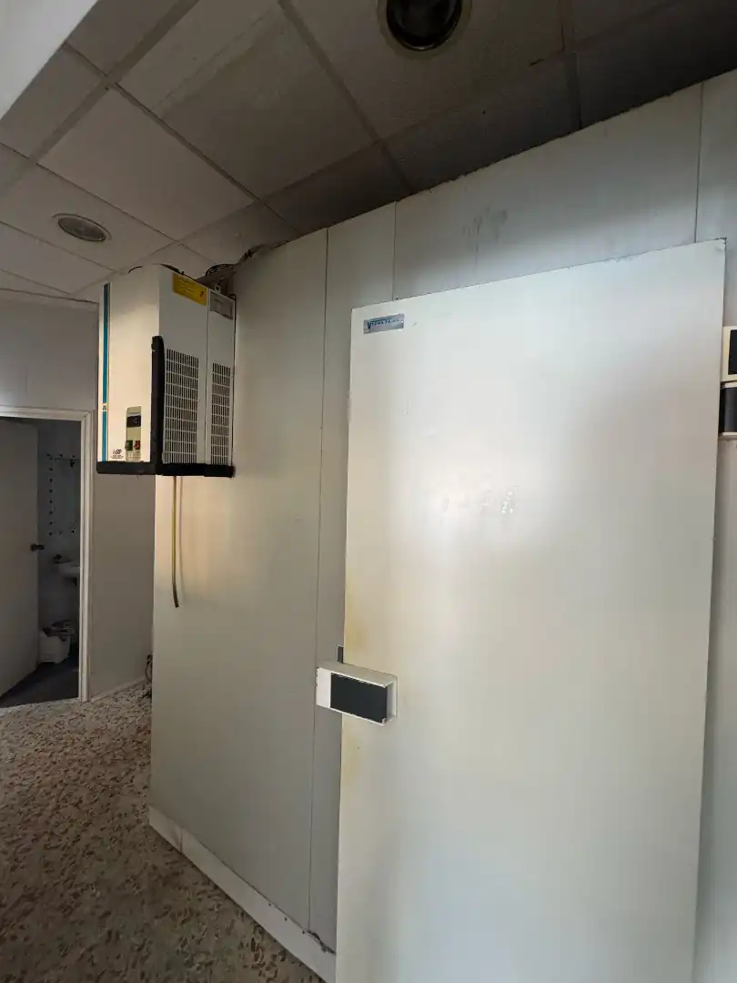 Gewerbefläche zum Verkauf in Calle Camino de Albadalejo 28, imagen 13