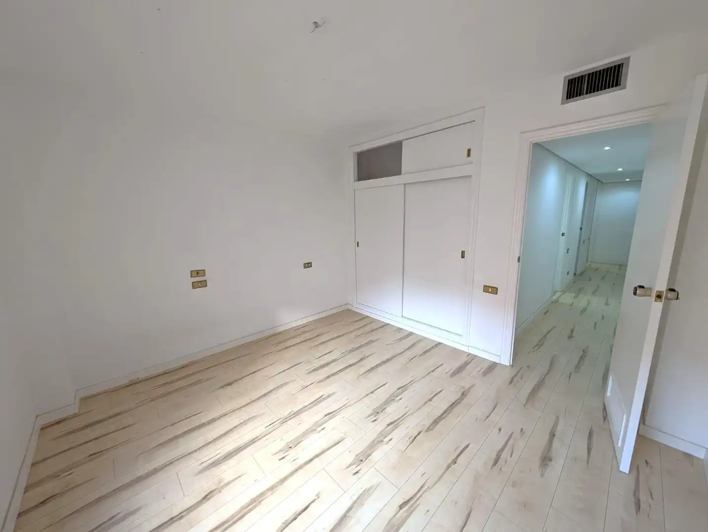 Bedroom of Flat for sale in Murcia