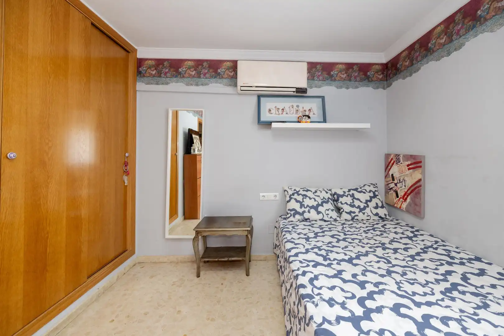 Habitación de Casa adosada en venta en Málaga con Terraza