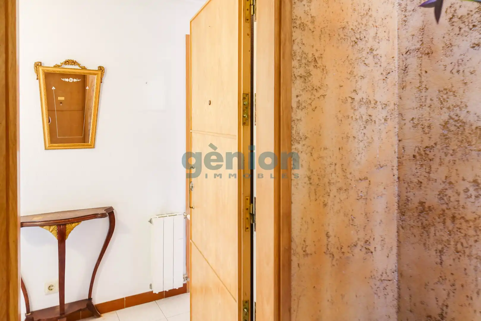 Habitación de Piso en venta en Bescanó con Calefacción y Piscina comunitaria