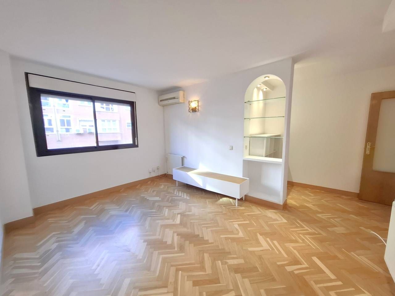 Piso de alquiler en Calle Alonso Quijano, Tres Olivos - Valverde