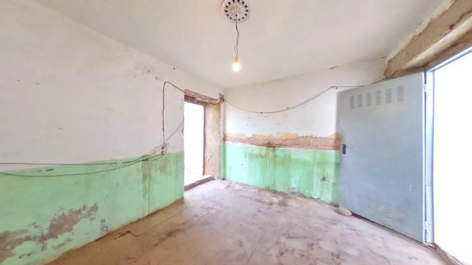 Casa adosada en venda en Alcolea del Río