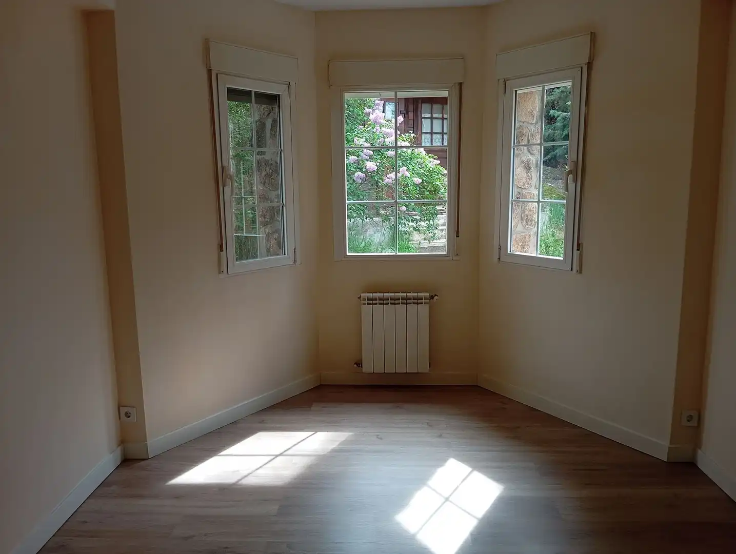 Bedroom of Houses for sale in Valdemorillo
