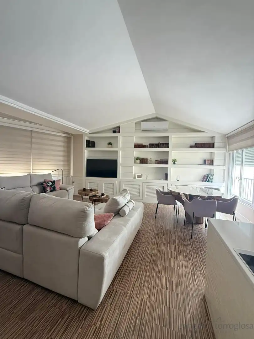 Flat for rent in San Mateo