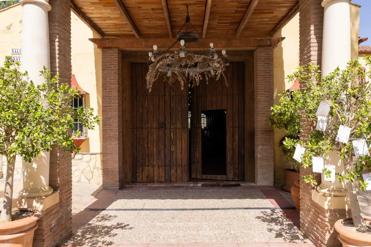 Country house zum Verkauf in Olvera mit Klimaanlage, Heizung und Privatgarten