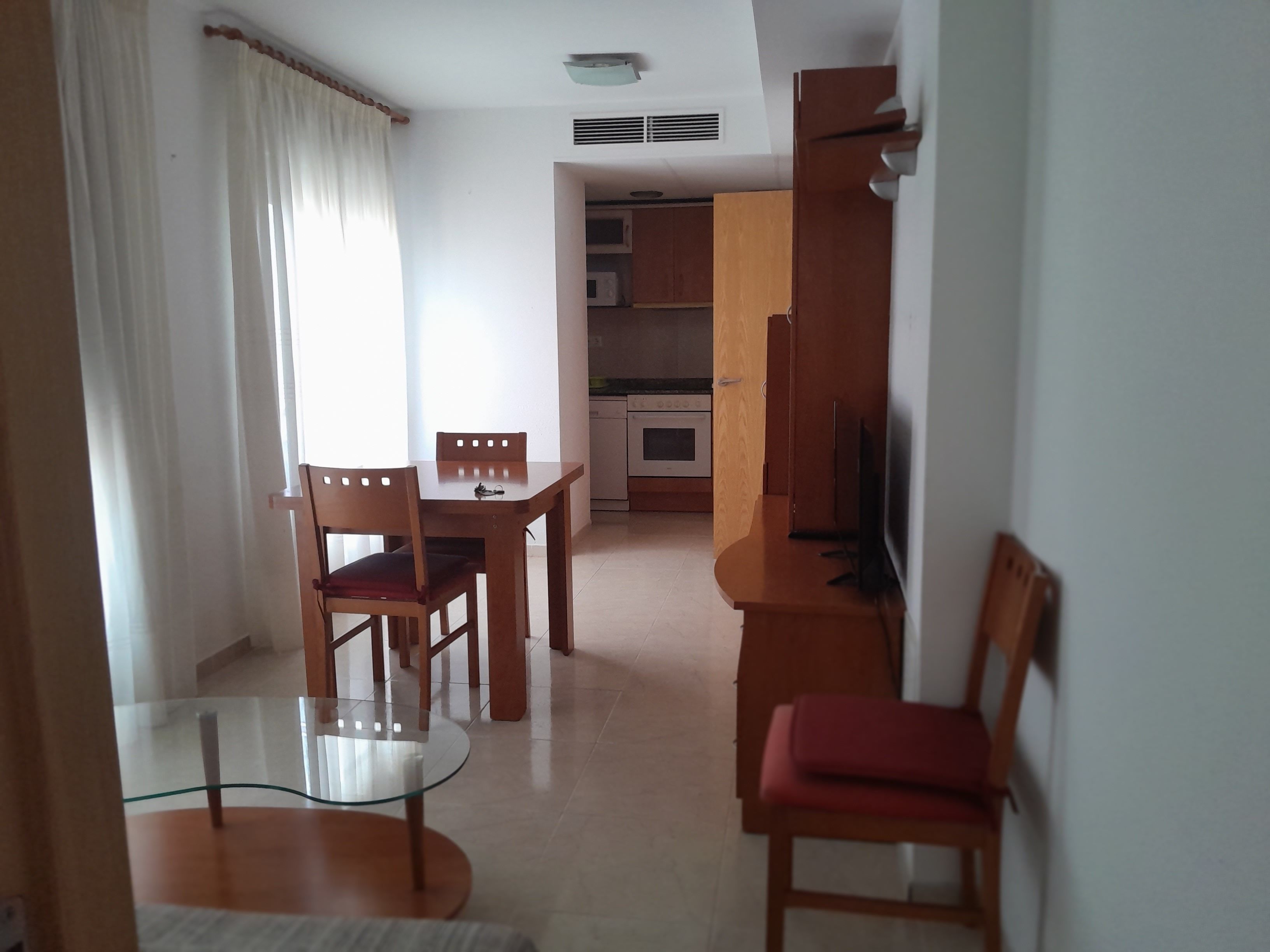 Sala de estar de Piso de alquiler en Benicarló con Aire acondicionado, Amueblado y Horno