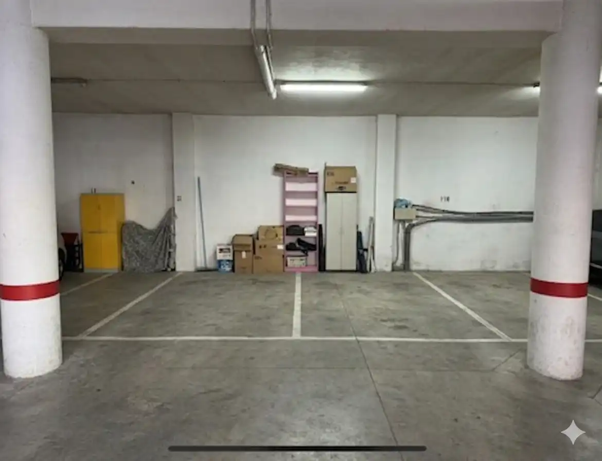 Parking de Ático en venta en Huelva con Aire acondicionado, Parquet y Amueblado