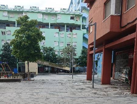 Piso en Venta en DE LES MORERES en Can Deu